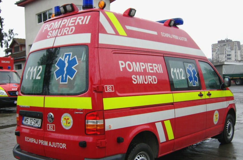  Accident rutier la Beclean. Un autoturism condus de un tânăr de 18 ani a ieșit înafara părții carosabile