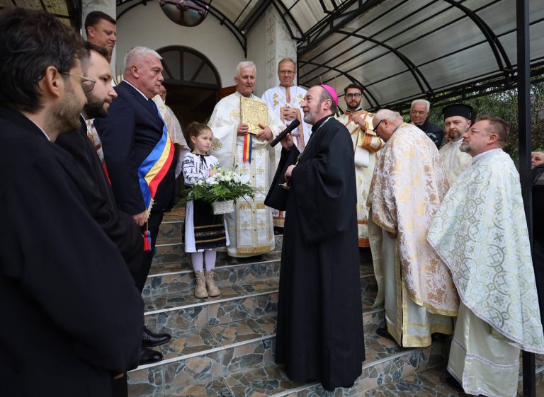  Vizită pastorală a Preasfinției Sale Claudiu în parohia Țentea, protopopiatul Beclean