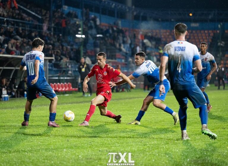  FOTBAL: Învinși la scor de neprezentare, ASA Tg. Mureș-Gloria Bistrița 3-0