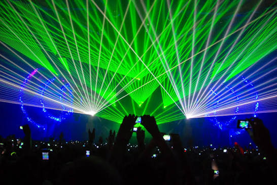  Revelion fără artificii la Bistrița! Spectacol de lasere de 10–15 minute, în valoare de 10.000 de euro
