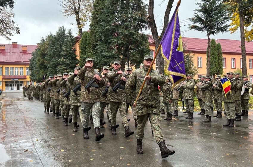  1 Decembrie la Bistrița: Defilare doar cu Detașamentul de Onoare, fără tehnică militară