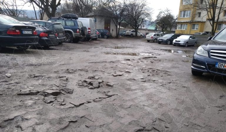  Proiect important pentru trafic: Primăria Bistrița pregătește amenajarea parcării de la Finanțe