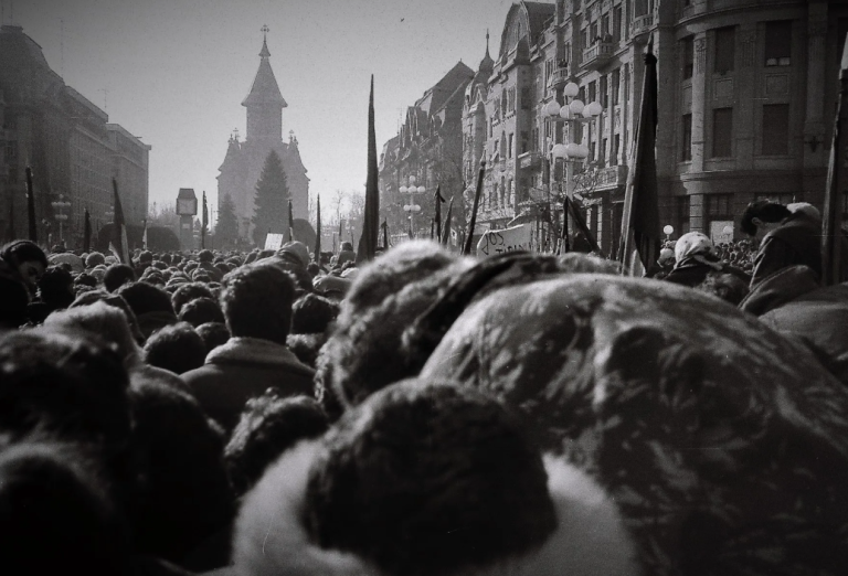  ISTORIE POLITICĂ- 36 de ani de la Revoluție: 16 decembrie 1989, începutul sfârşitului pentru regimul condus de Nicolae Ceauşescu (Ep.1)