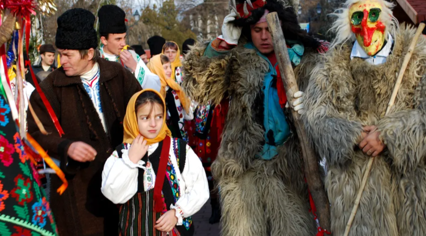  OBICEIURI ȘI TRADIȚII DE CRĂCIUN ÎN JUDEȚUL BISTRIȚA-NĂSĂUD: Masa de Crăciun- Crăciunul