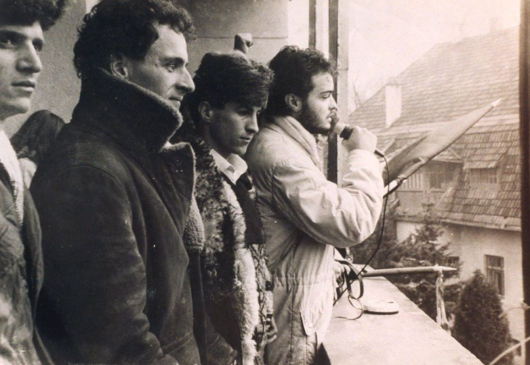  VIDEO-INTERVIU: Ovidiu Frenț la 36 de ani de la Revoluția din Decembrie 1989: „Mă uit cu mândrie în spate dar cu îngrijorare la viitor”