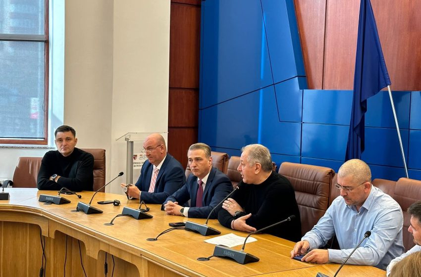  Sănătatea orală, mai aproape de comunitățile rurale: proiect de voluntariat stomatologic discutat la Consiliul Județean. FOTO