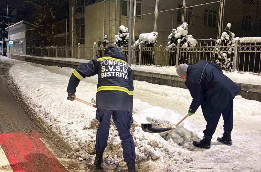  La datorie înainte de răsărit: voluntarii SVSU asigură siguranța bistrițenilor. FOTO