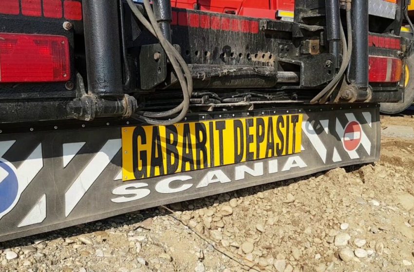  Coloși pe roți, pe drumurile județului: transporturi agabaritice traversează Bistrița-Năsăud
