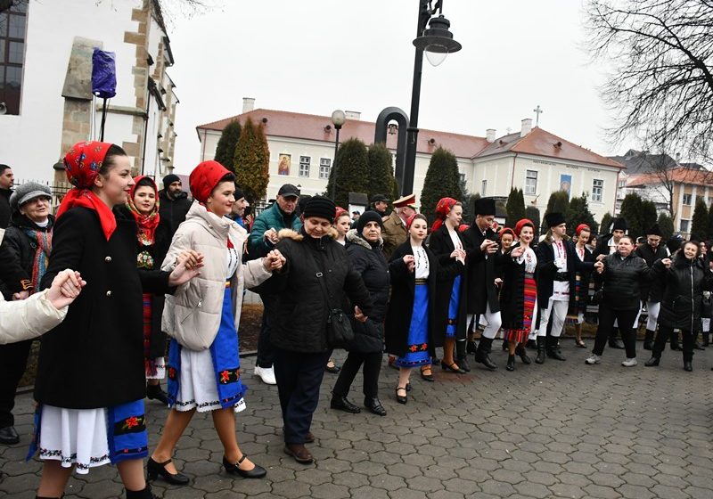  Bistrița, în pas de sărbătoare: 24 Ianuarie celebrat prin ceremonie oficială și Hora Unirii