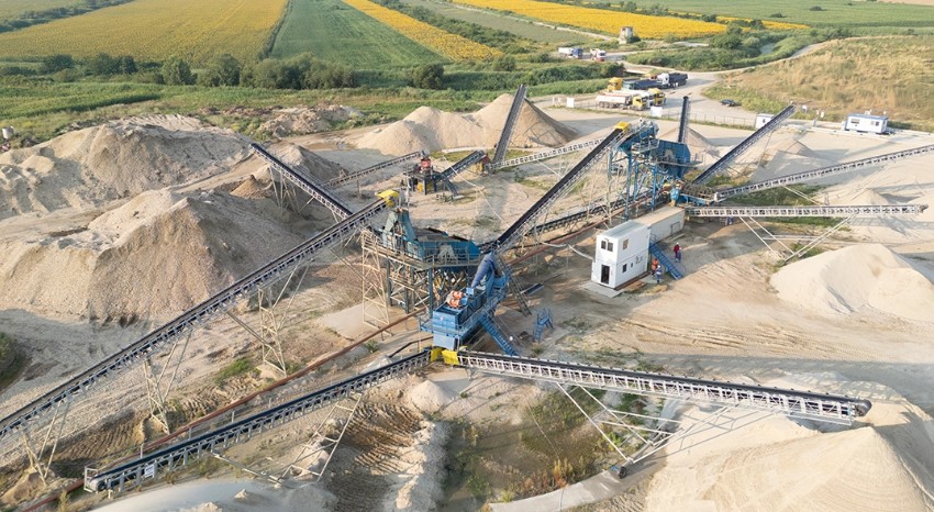  Cei 12 ”magnifici” din Bistrița-Năsăud care au dreptul de-a exploata resursele județului. Marii Jucători și „Goana după Aur”