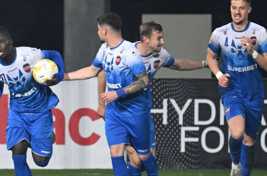  CUPA ROMÂNIEI: Gloria lui Nicolae Grigore învinge „Bătrână Doamnă” cu 1-0 și se califică în sferturile de finală unde va întâlni FC Argeșul. 4000 de bistrițeni au susținut Gloria în această calificare istorică