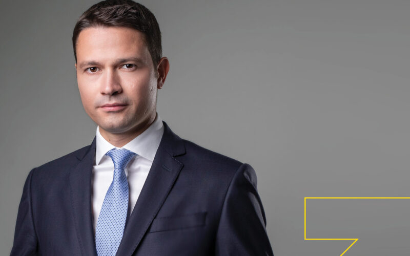  Robert Sighiartău la RFI: PNL va trebui să-și reconsidere poziția în coaliție, dacă PSD continuă sabotajul