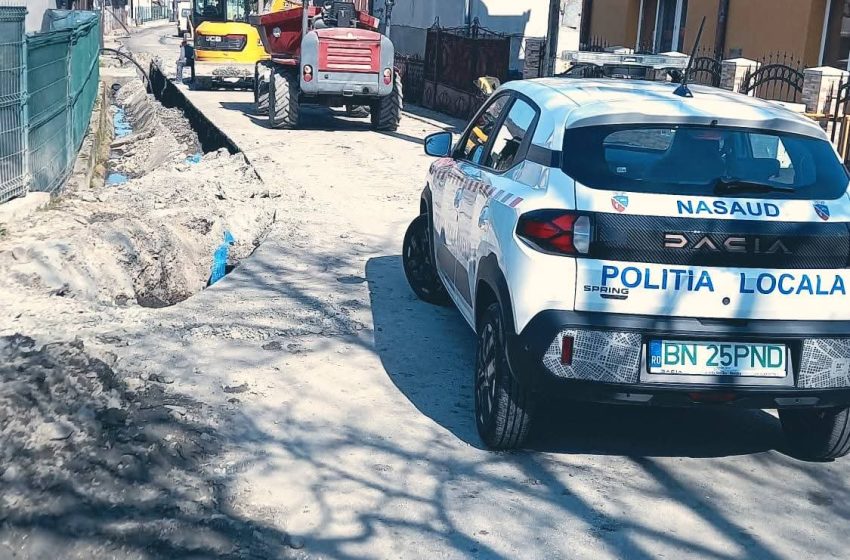  Lucrări pentru rețeaua de apă în cartierul Liviu Rebreanu din Năsăud. Apel la răbdare din partea primăriei. FOTO