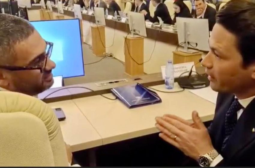  Robert Sighiartău: Să nu furați domnule ministru Manole.Să nu furați șansele copiilor acestei țări