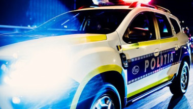  Urmărire ca în filme pe străzile din Bistrița: un tânăr de 18 ani, fără permis și băut, a fugit pe un drum forestier