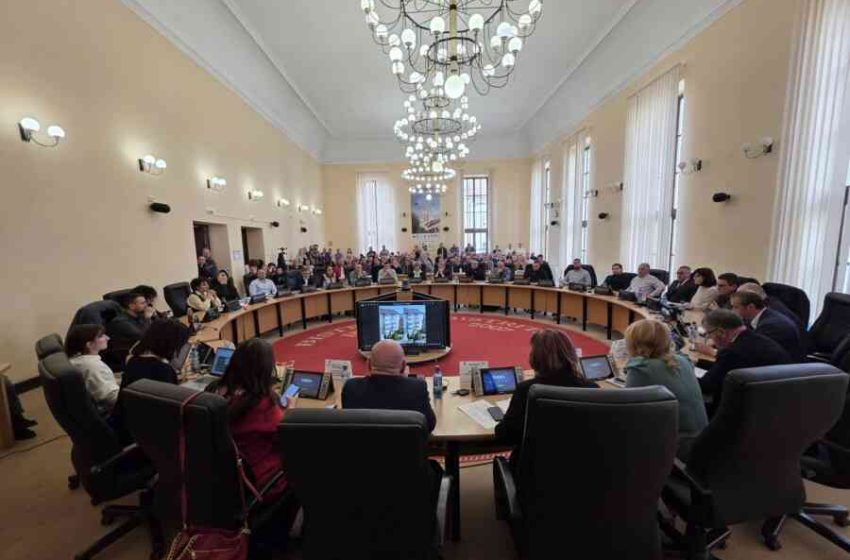  Bistrița își desenează viitorul: dezbatere intensă pe marginea noului PUG