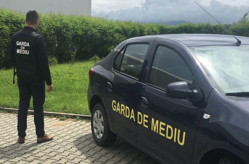  Exploatări ilegale pe malul Someșului Mare, la Uriu: amendă de 60.000 de lei și lucrări oprite de Garda de Mediu