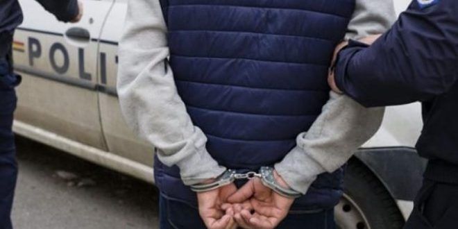  Bărbat din Bistrița, reținut după ce a pătruns în locuința unei femei și a provocat distrugeri