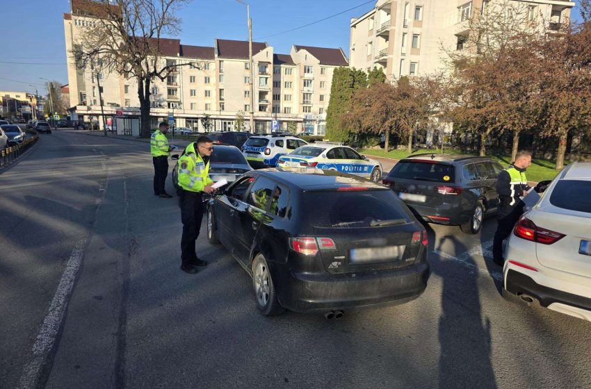  POLIȚIȘTII LA DATORIE, PENTRU SĂRBĂTORI ÎN SIGURANȚĂ. FOTO