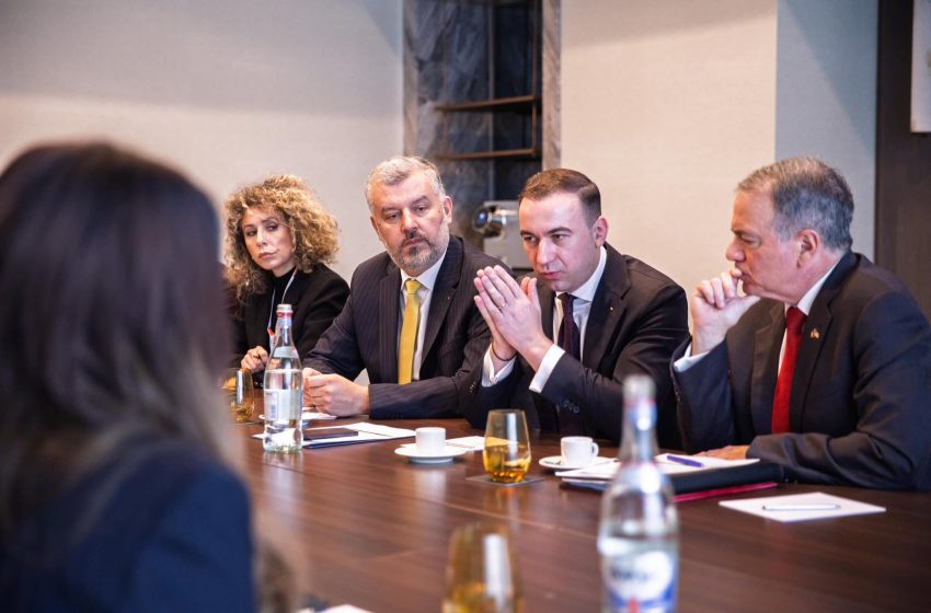  Ministrul Energiei, Bogdan Ivan: Gazul românesc trebuie să fie folosit în primul rând pentru români