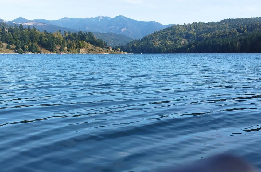  ATENȚIE, PESCARI! Reguli și Prohibiție 2026 pe Lacul Colibița