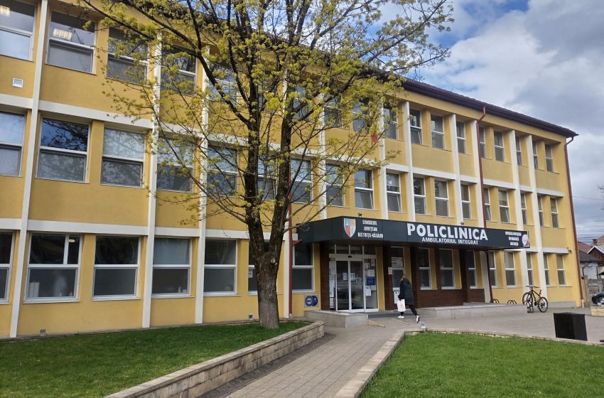  Încă un număr de telefon disponibil pentru programări la Policlinica Bistrița