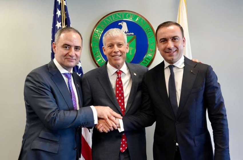  Ministrul Energiei, Bogdan Ivan: Investiții de 3.5 miliarde de euro în producția și transportul de gaze naturale și energie, negociate la Washington