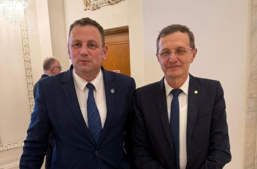  Senatorul Cristian Nicula, întâlnire la Parlament Ioan-Aurel Pop, președintele Academiei Române