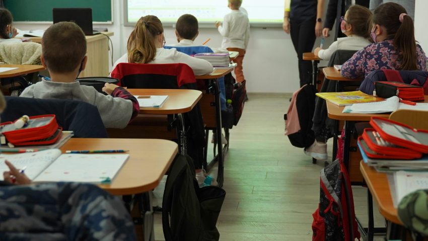  Elevii intră în vacanța de primăvară. După Paște începe ultimul modul de cursuri