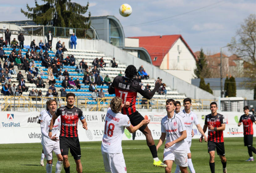  LIGA A II-A, play-out, etapa a 3-a: ”Mușcați” de câinii lui Dănciulescu. Gloria pierde surprinzător cu 0-2 în fața celor de la Dinamo București