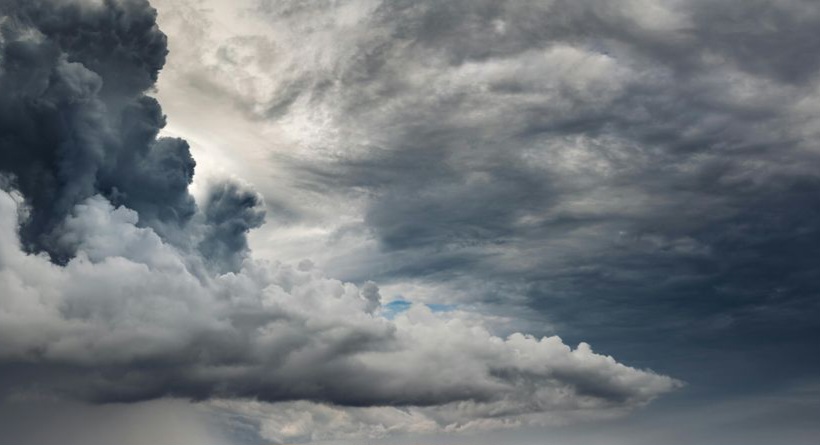  Vreme capricioasă în toată țara: ploi, ninsori la munte și temperaturi în scădere