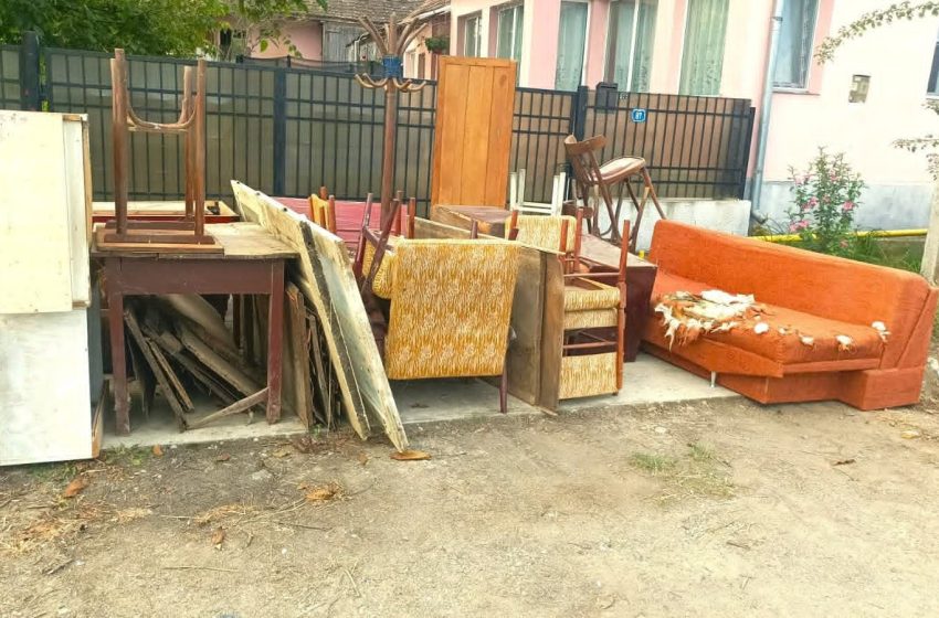  Campanie gratuită de colectare a deșeurilor voluminoase în Bistrița-Năsăud. Programul complet al ridicărilor