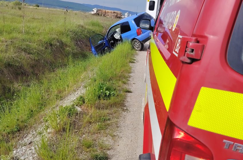  Accident rutier la Mogoșeni. Un bărbat a fost transportat la spital cu suspiciune de fractură