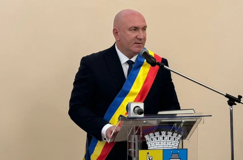  Proprietarii din Centrul Istoric, invitați de primarul Gabriel Lazany la discuții despre reabilitarea clădirilor vechi