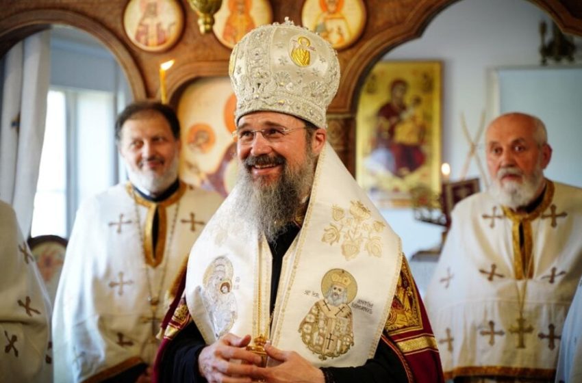  La Mulți Ani, Preasfințite Părinte Macarie!