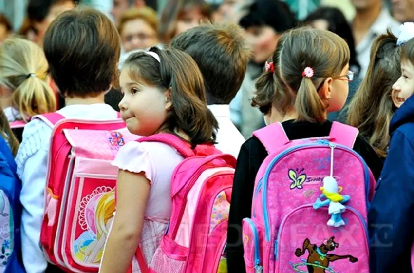  5 iunie, zi liberă pentru elevi şi profesori de Ziua Învăţătorului