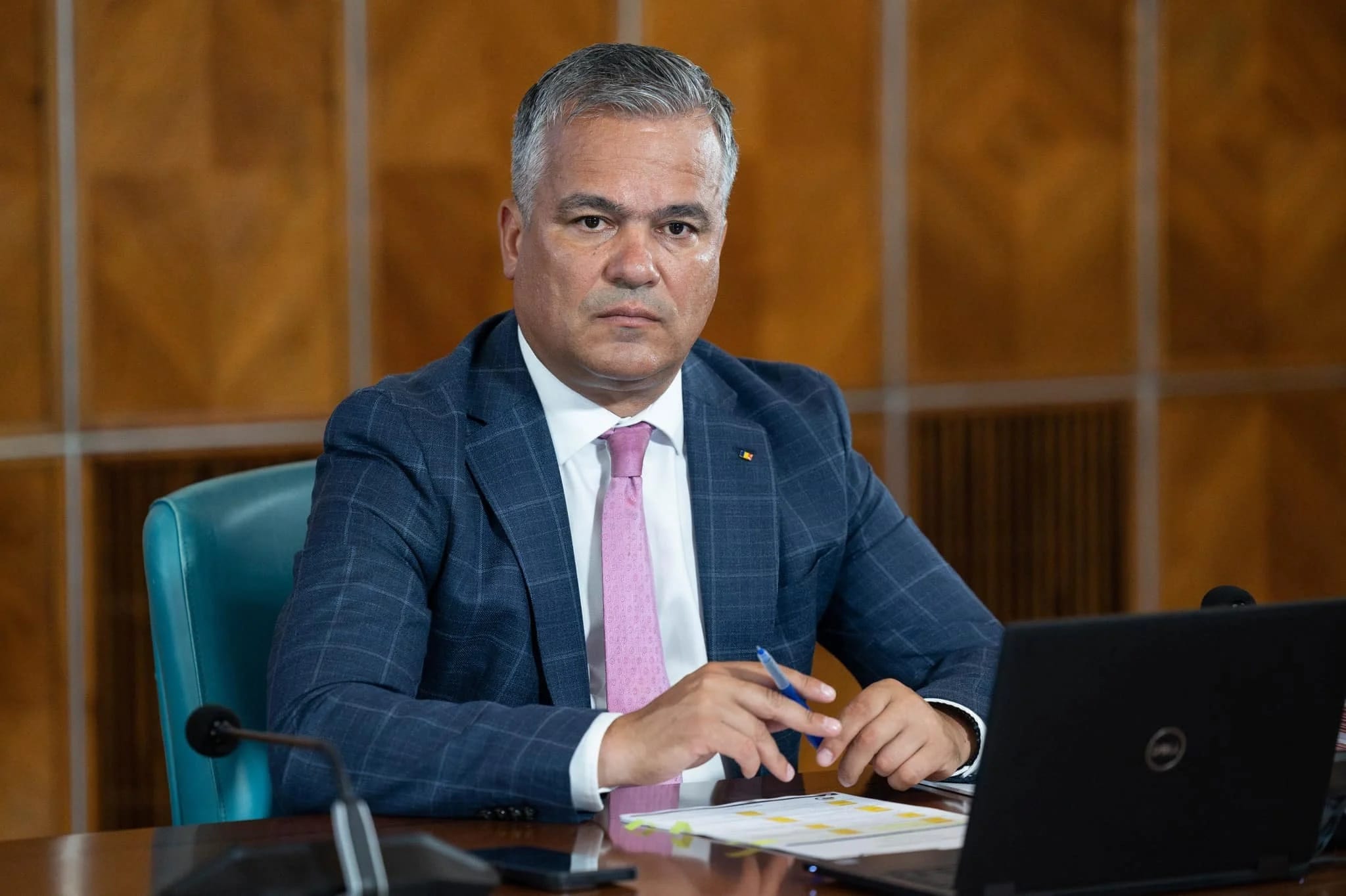  Adrian Veștea: Ceea ce se întâmplă astăzi nu este o amenințare pentru PNL. Este un moment de responsabilitate
