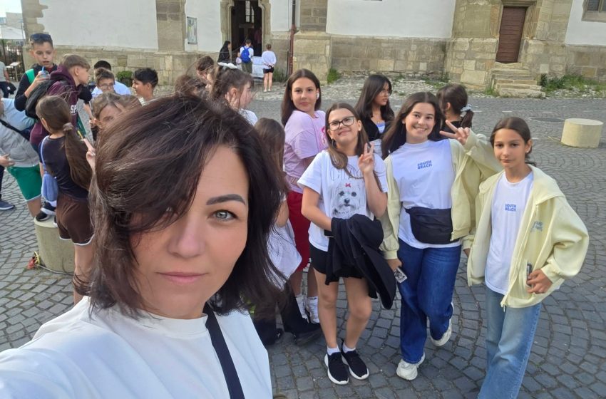  Inspector Școlar Ana Moldovan: Fiecare copil are nevoie de cel puțin un adult care să îl accepte, să îl sprijine și să îl ghideze!