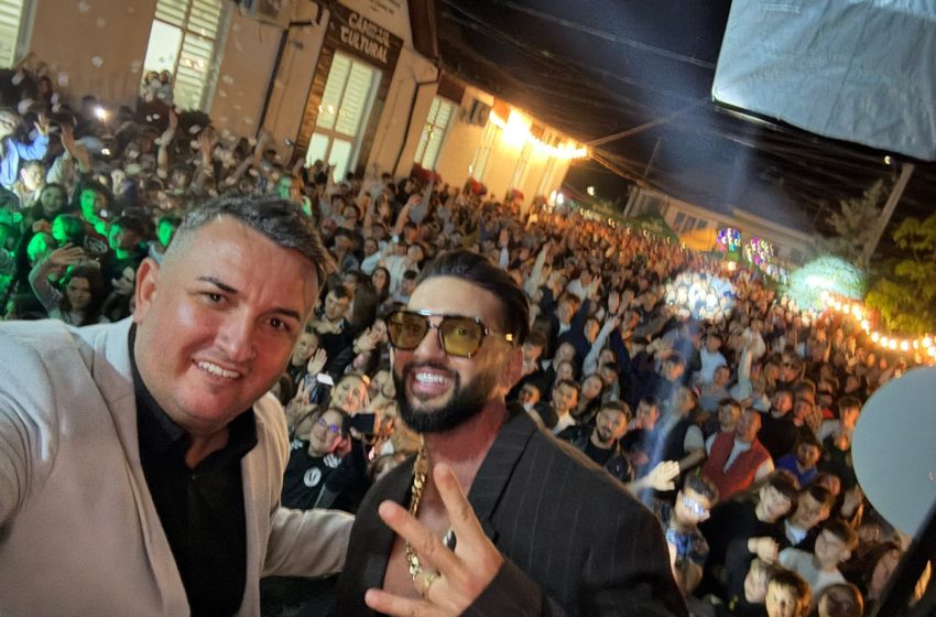  Mii de oameni au luat cu asalt prima zi a Zilelor Comunei Căianu Mic. Spectacole pentru copii și artiști îndrăgiți au făcut senzație. FOTO