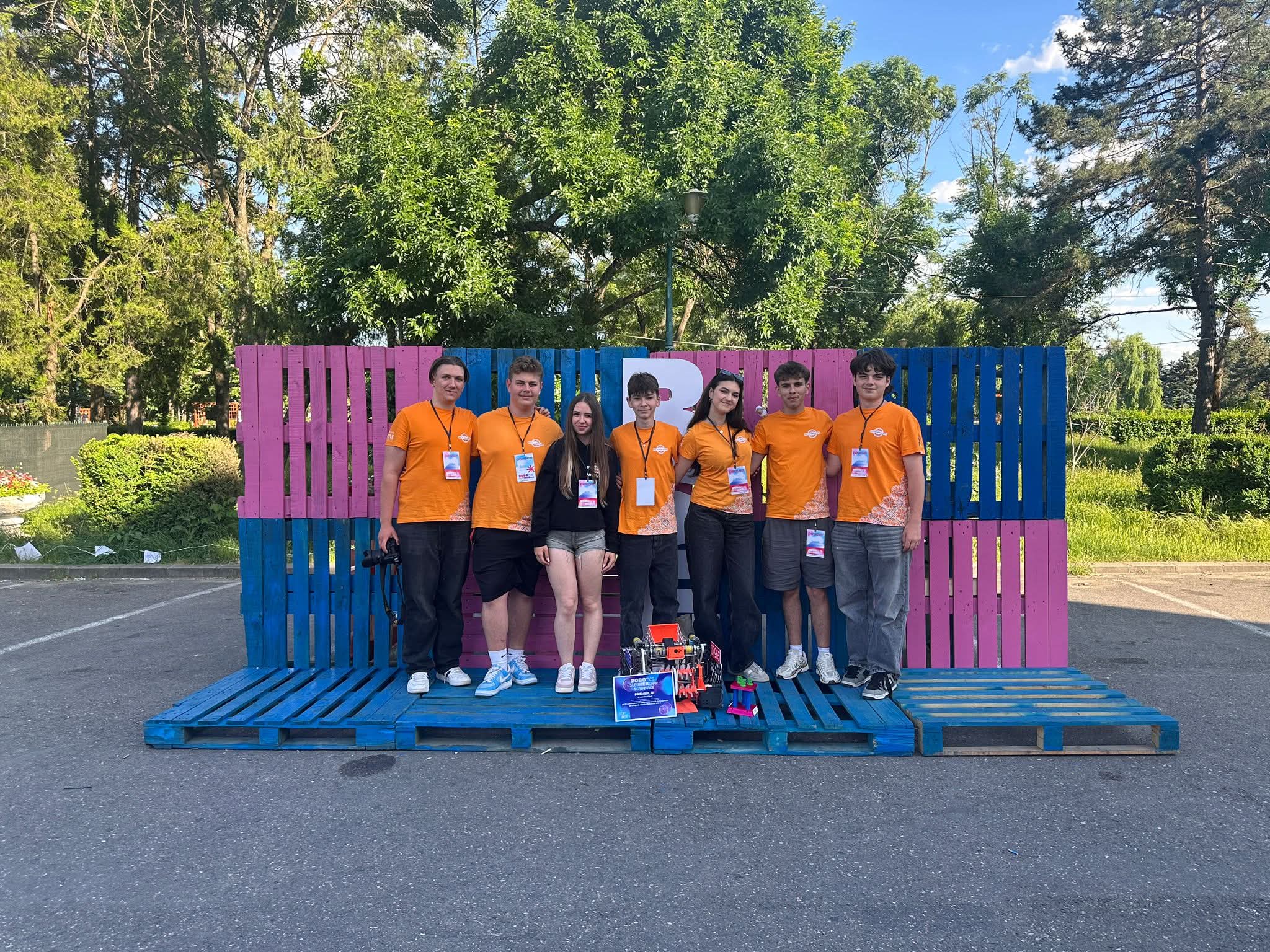  Premiu important pentru echipa de robotică Bolts and Gears de la Colegiul Național „Liviu Rebreanu” Bistrița