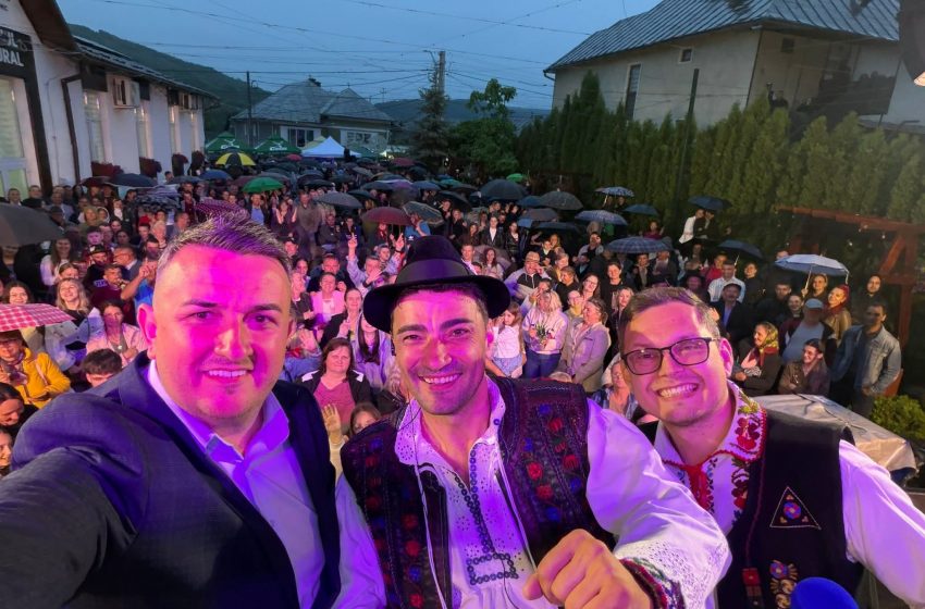  Deți Iuga a ridicat în picioare Căianul! Tradițiile și folclorul au strălucit la Zilele Comunei Căianu Mic! FOTO