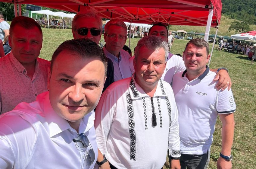  Daniel Suciu, alături de comunitățile de pe Hăghău și din Matei: Sărbătorile locale înseamnă oameni, tradiții și unitate