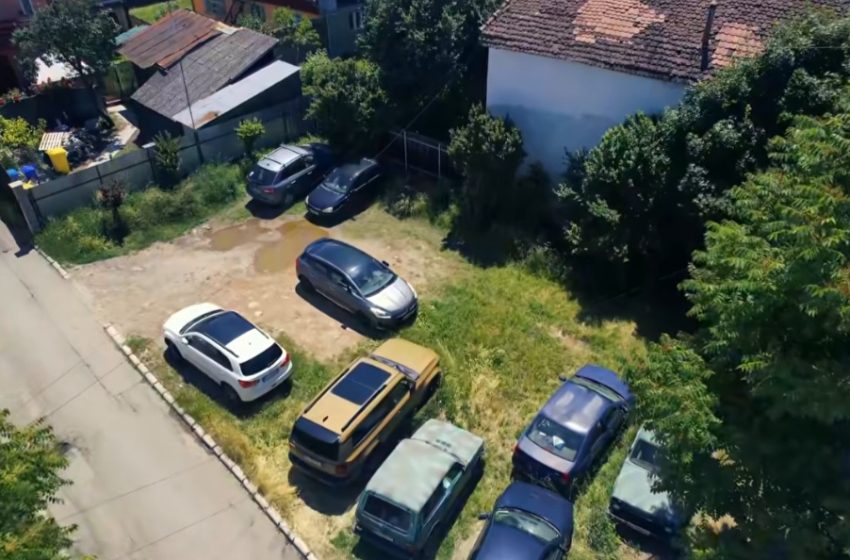  Primăria Bistrița transformă un teren abandonat din centrul orașului într-o nouă parcare. VIDEO