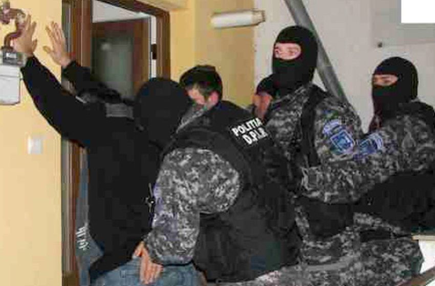  Un scandalagiu bătăuș din Pinticu Tecii a fost reținut 24 de ore