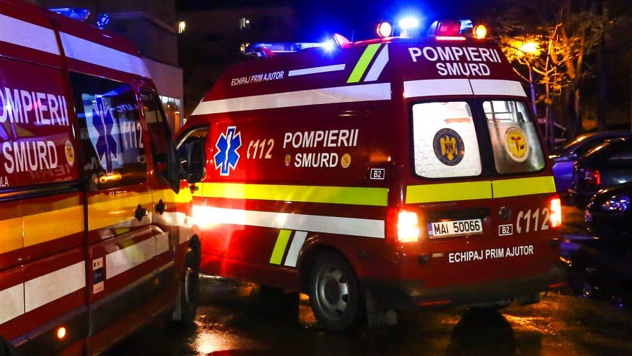  Accident rutier la Bistrița Bârgăului. Trei persoane, între care doi adolescenți, au ajuns la spital