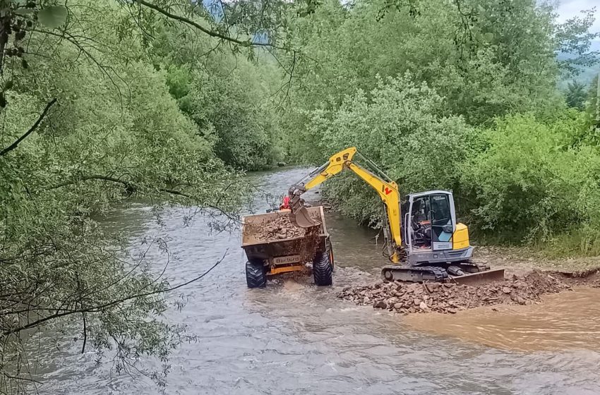  Primărie din Bistrița-Năsăud, amendată cu 60.000 de lei de Garda de Mediu. FOTO