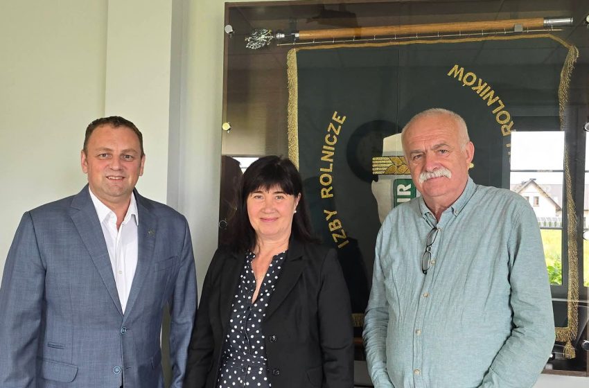  Senatorul Cristian Nicula promovează un parteneriat România–Polonia pentru pregătirea tinerilor în agricultură. FOTO