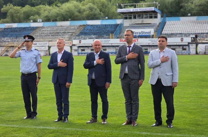  Gabriel Lazany: „Bistrița este, zilele acestea, capitala curajului și profesionalismului”. FOTO