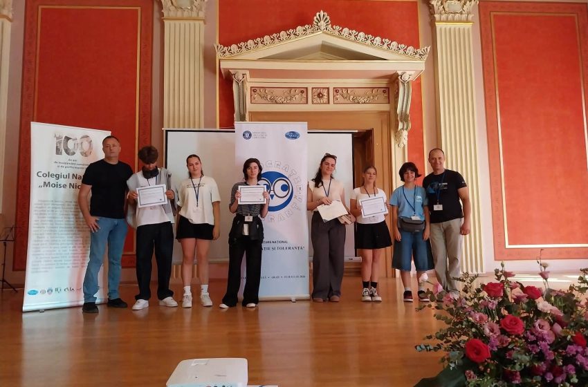  Mențiune la etapa națională a concursului „Democrație și Toleranță” pentru elevii LPS Bistrița. FOTO