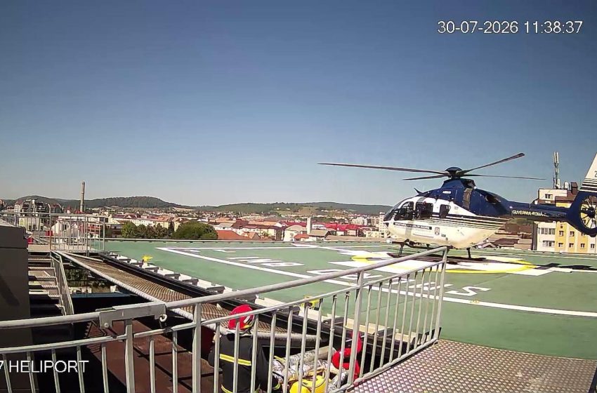  Exercițiu de zbor desfășurat cu succes pe heliportul SMURD din Bistrița